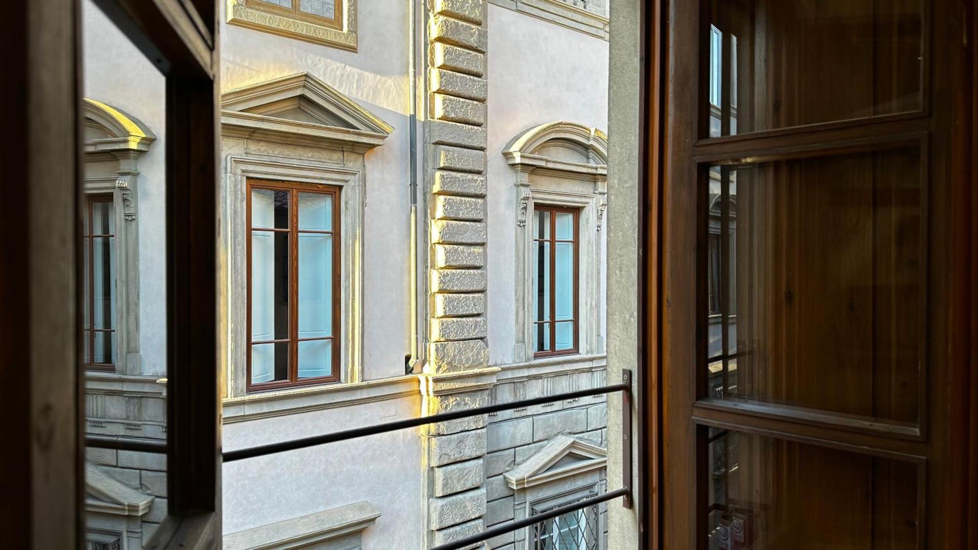 Davanti Al Duomo-appartamento Storico Leilighet Firenze