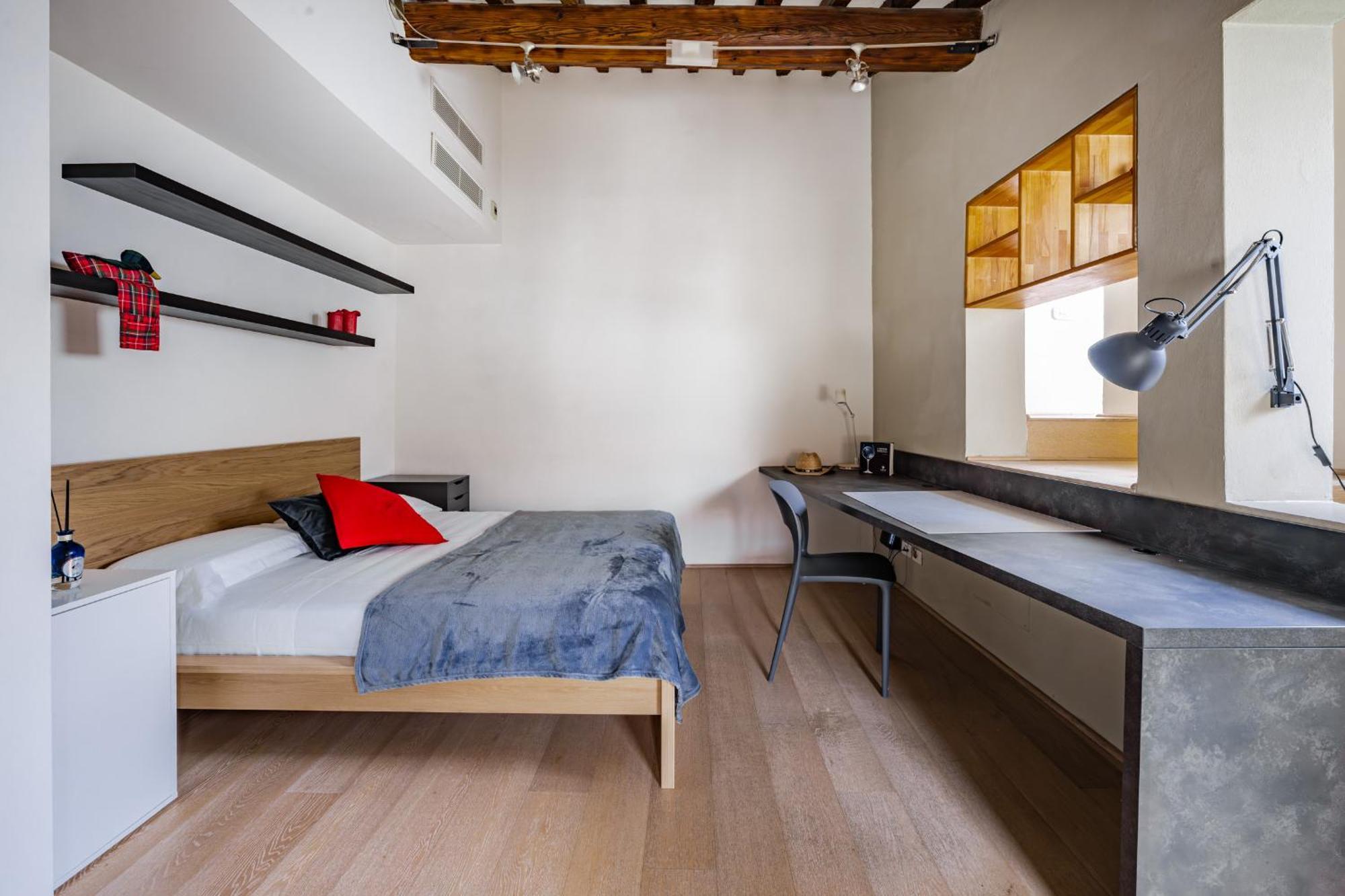Plato's Sofa Appartement