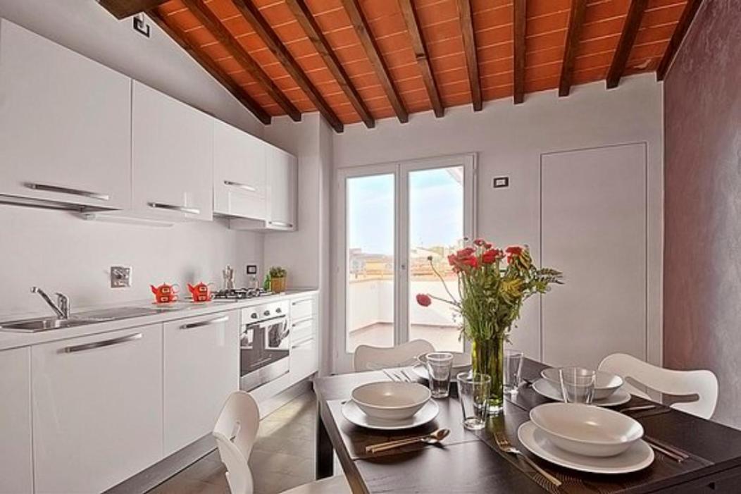 - San Gallo Vii With Balcony Appartamento