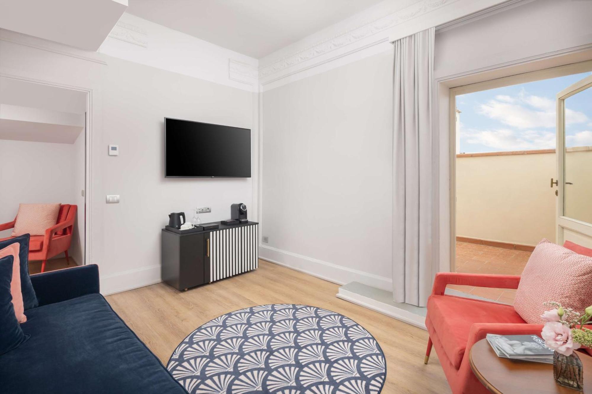 Anglo American Florence, Curio Collection By Hilton Firenze