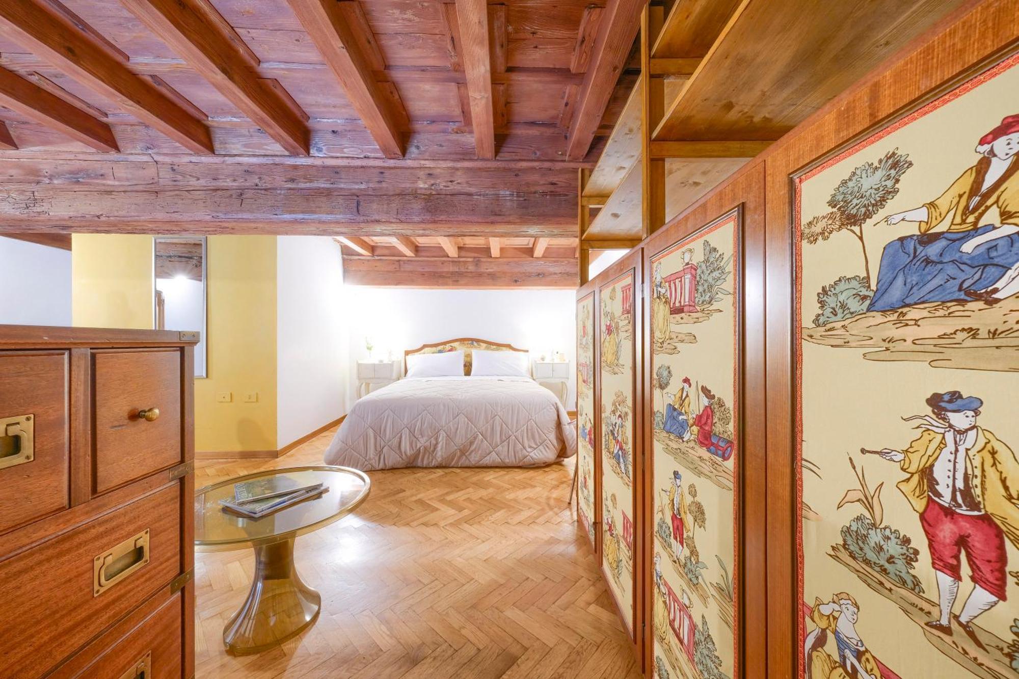 La Casa Di Dante Alighieri *