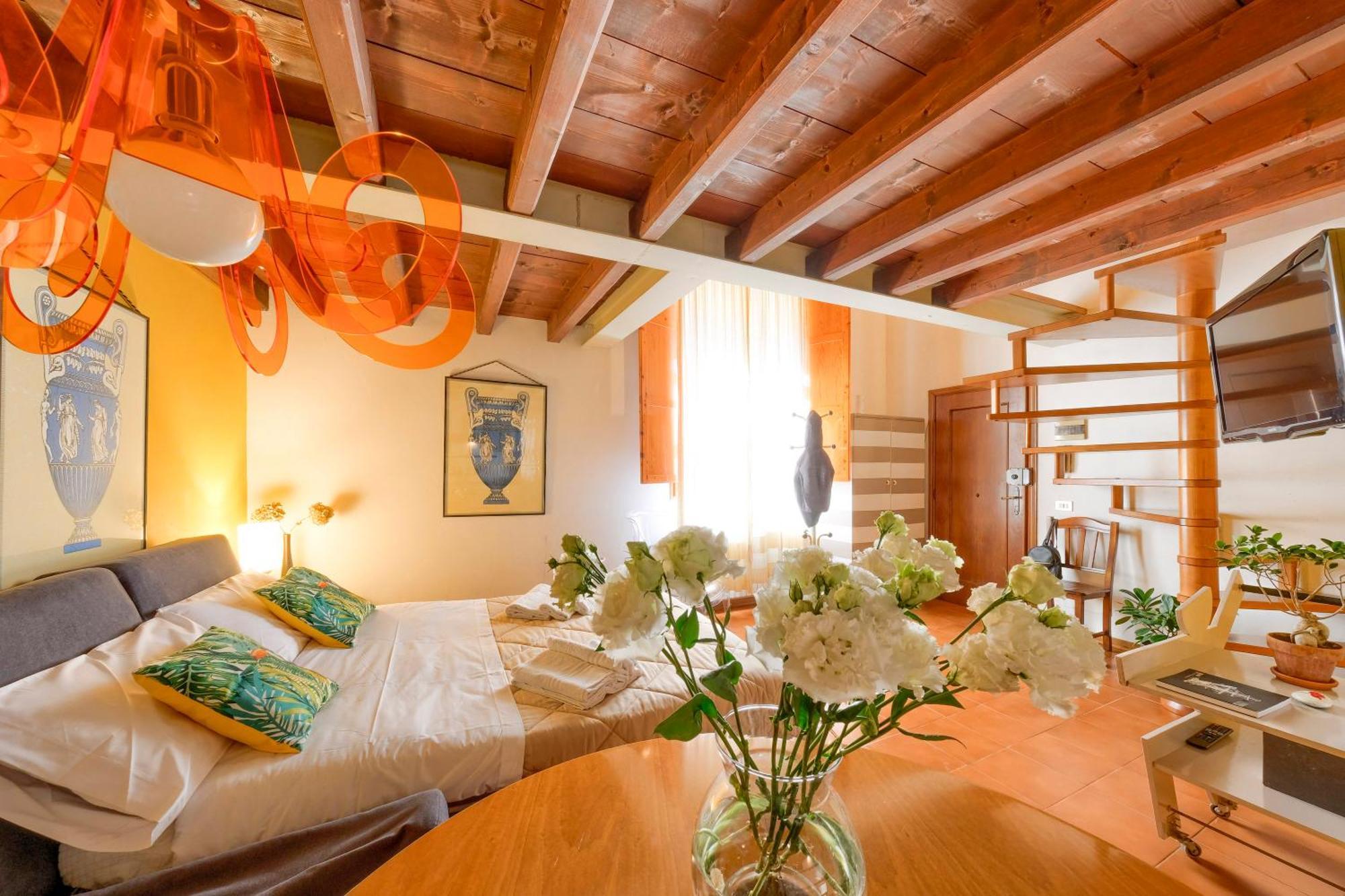 La Casa Di Dante Alighieri Appartamento *