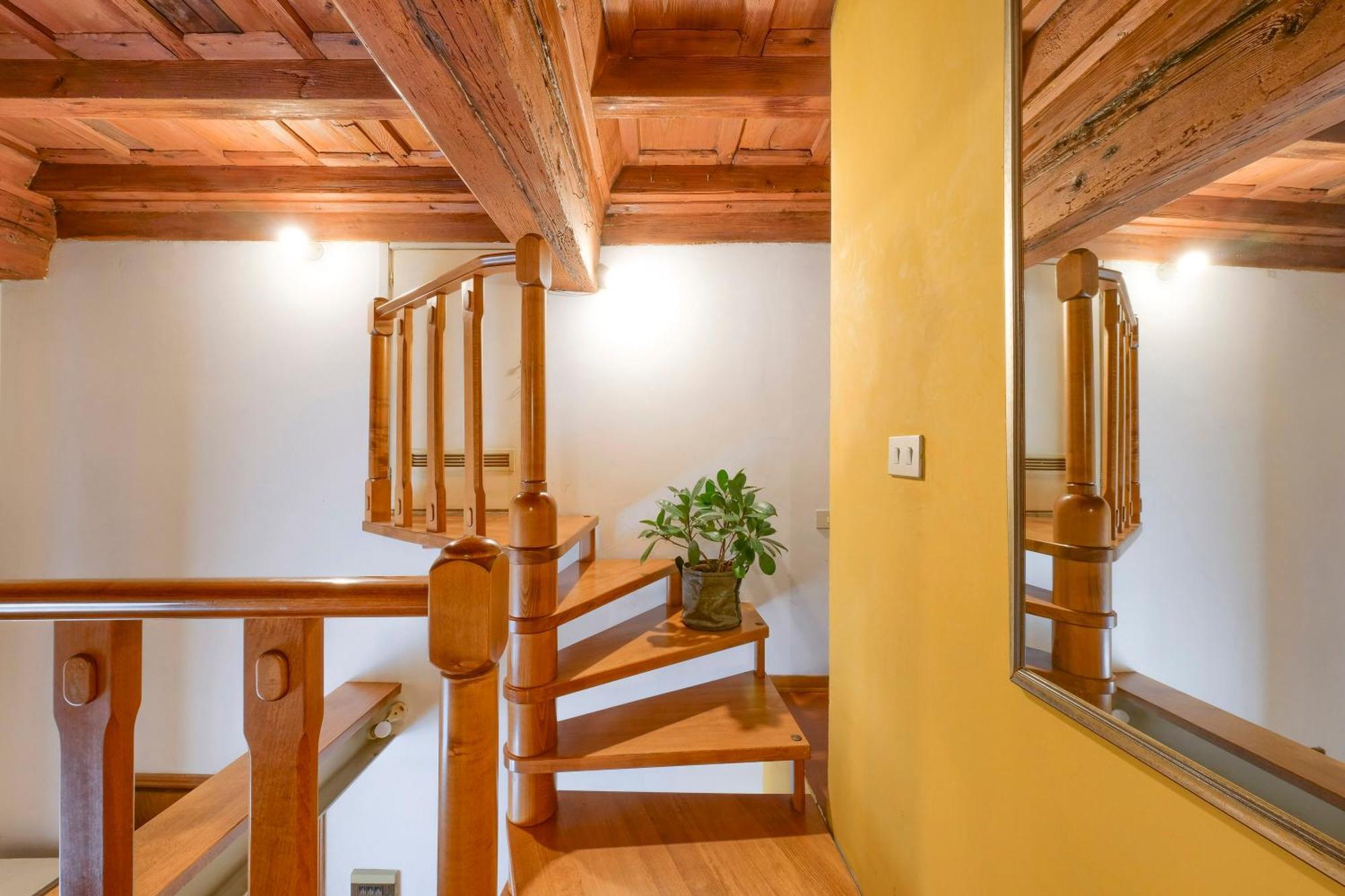 Appartamento La Casa Di Dante Alighieri *