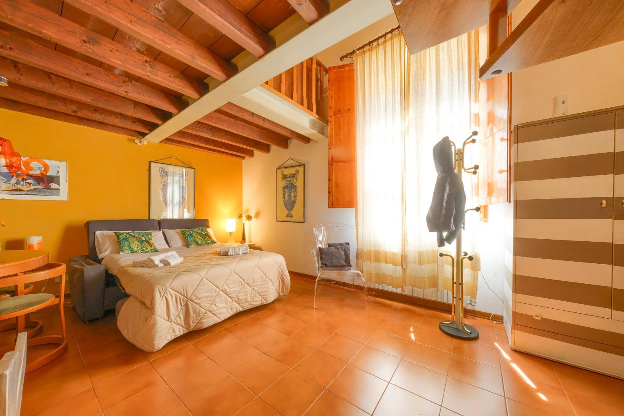Appartamento La Casa Di Dante Alighieri *
