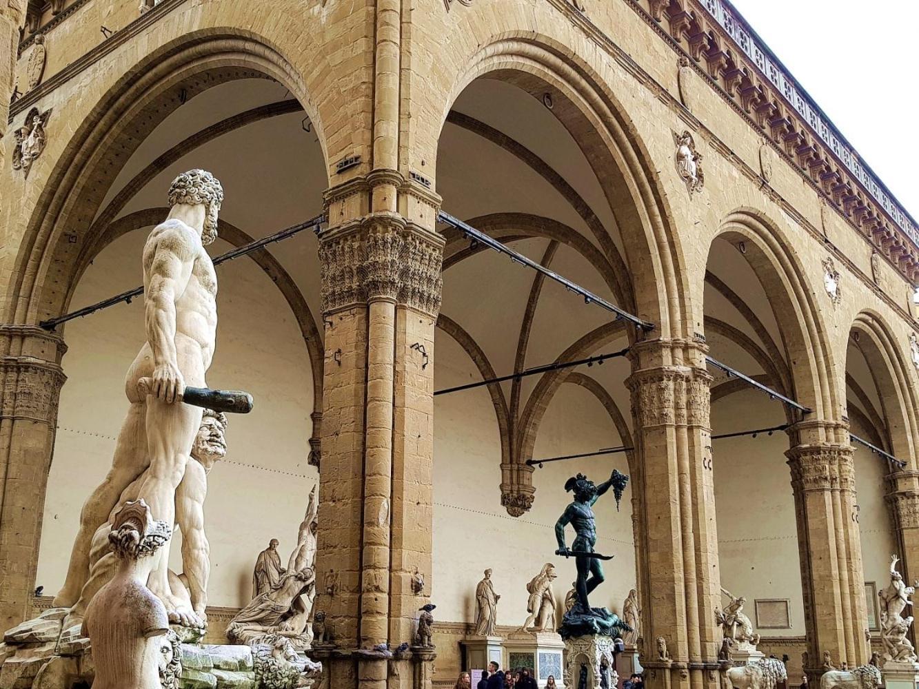 Davanti Al Duomo-appartamento Storico Firenze