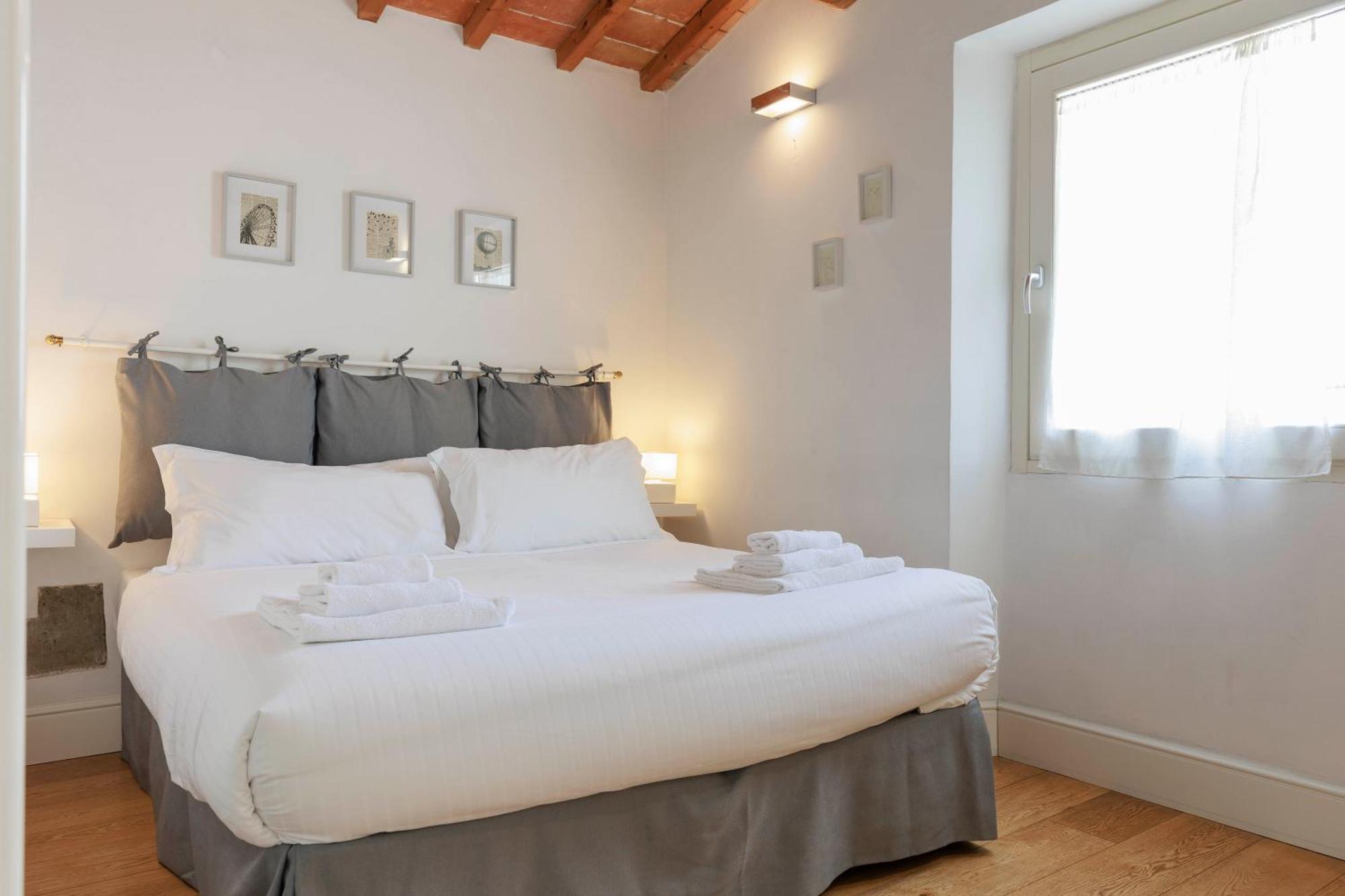 Novella Cozy House