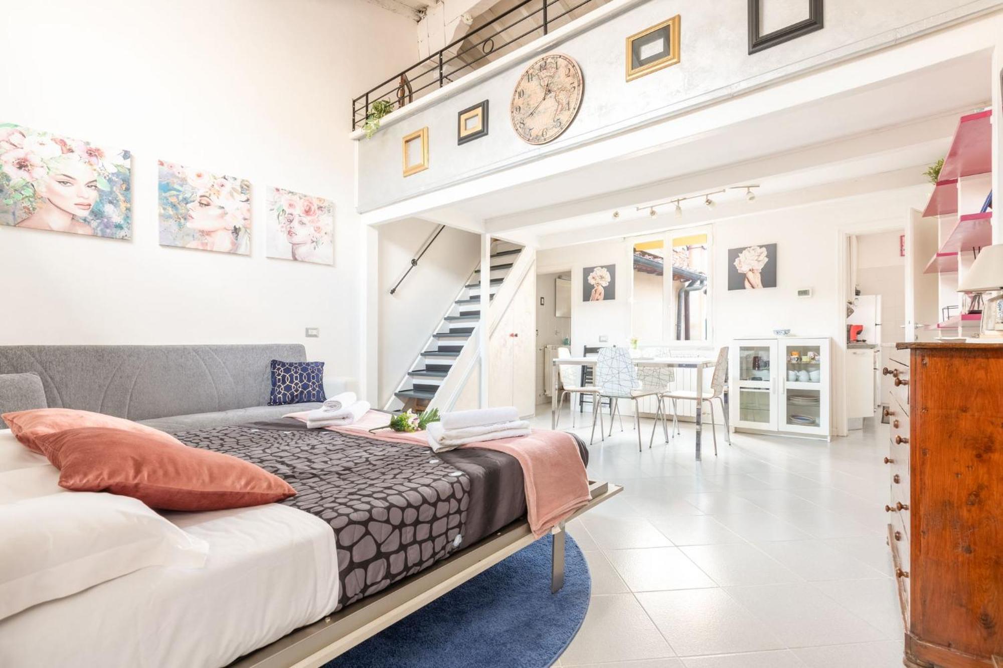 Appartamento Loft Overlooking The Rooftops In Santa Croce