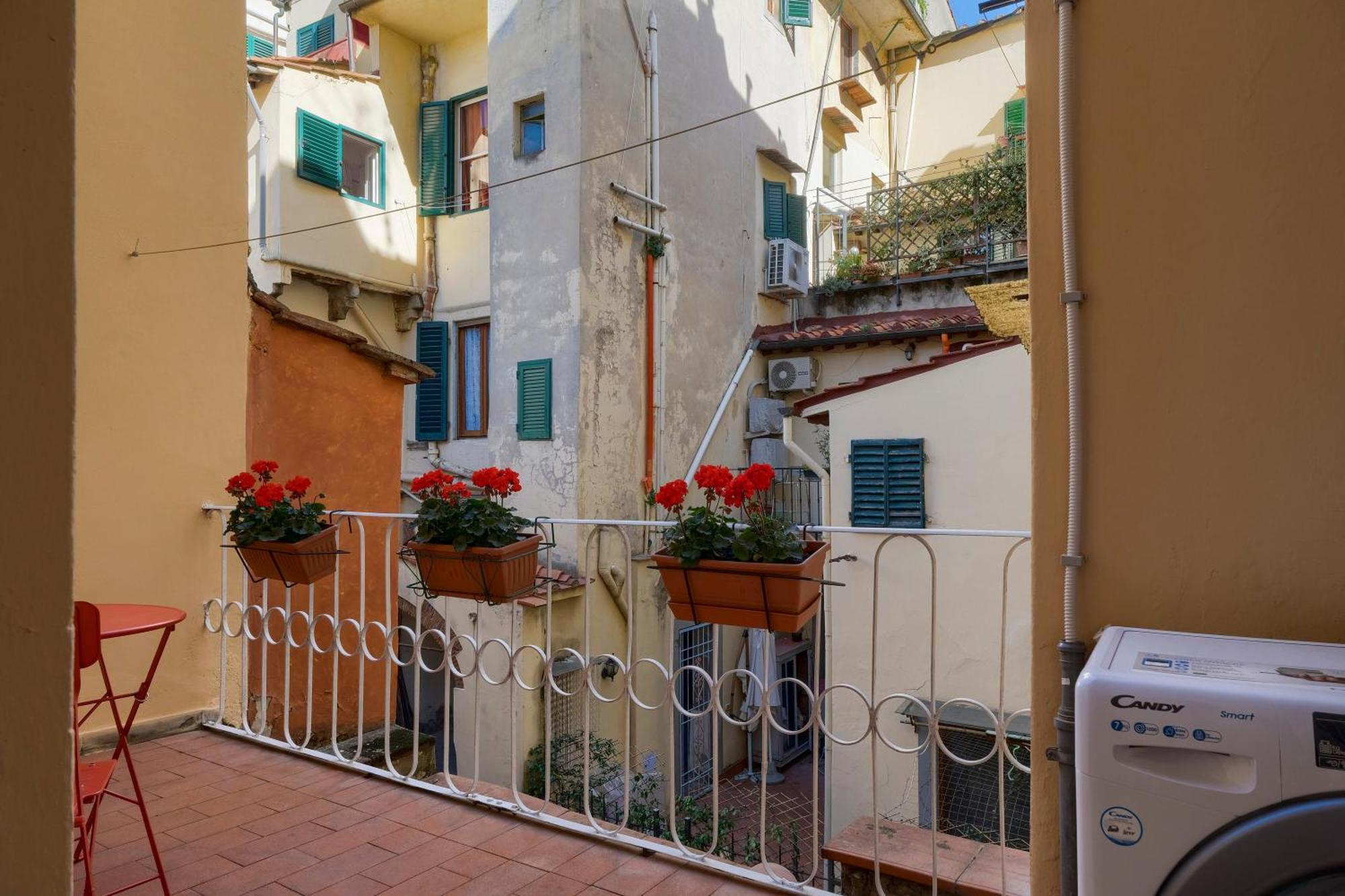 Appartement La Rondinella - Private Terrace
