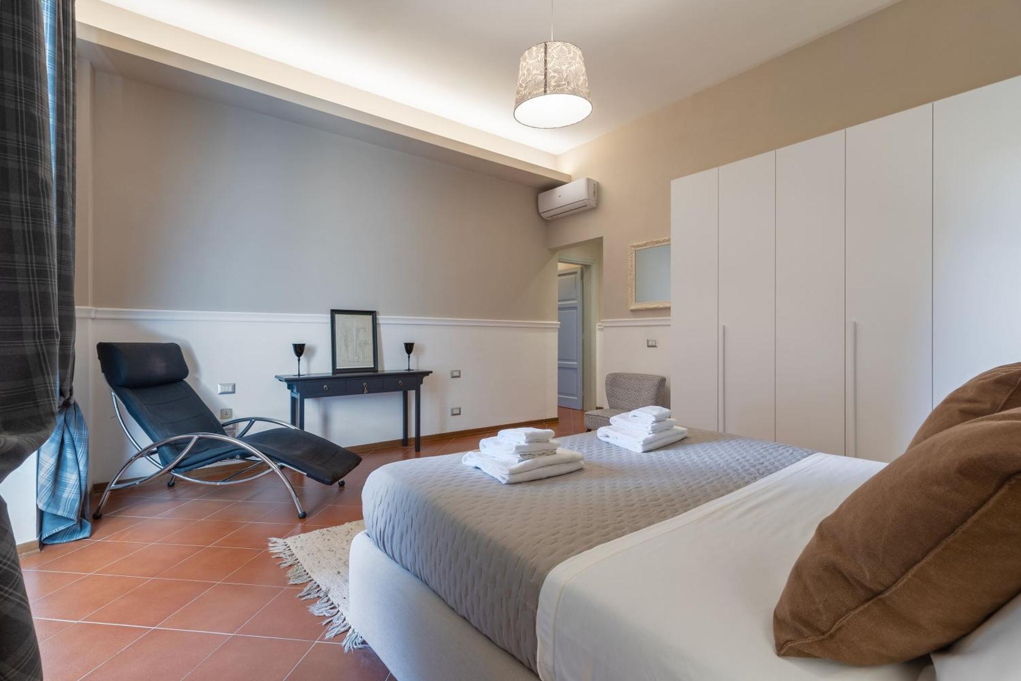 Charming Florence-hosted By Sweetstay