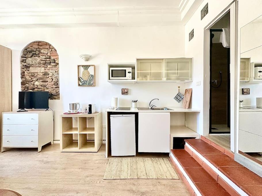 Warm Retreat In The Heart Of Cls Station Leilighet *
