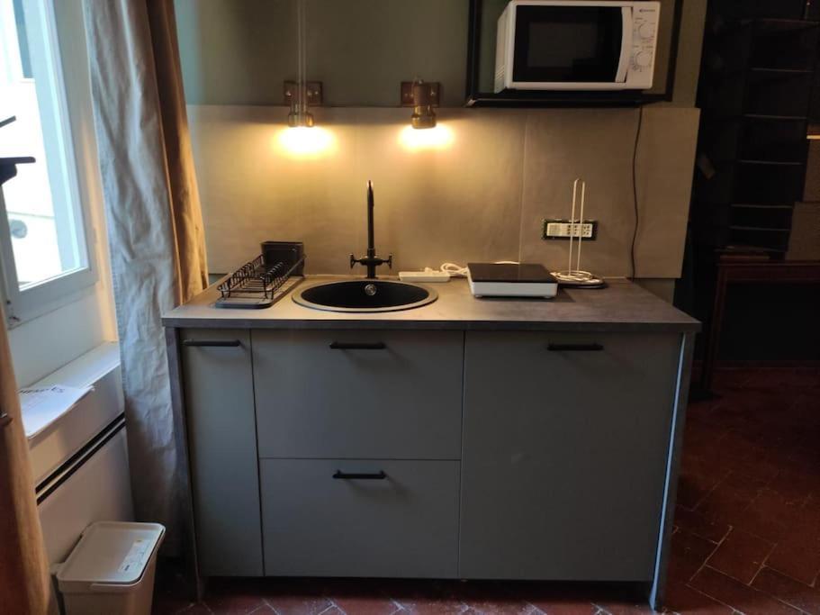 Apartment Lovely Portion Of Near Piazza Santo Spirito