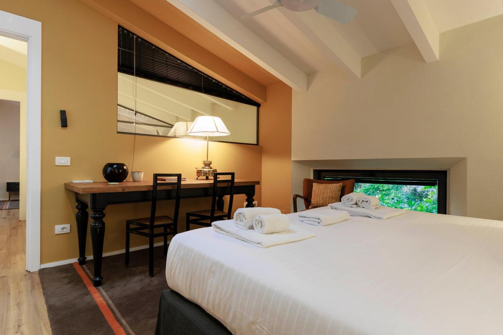 Duomo Luxury With Private Pool Apartment