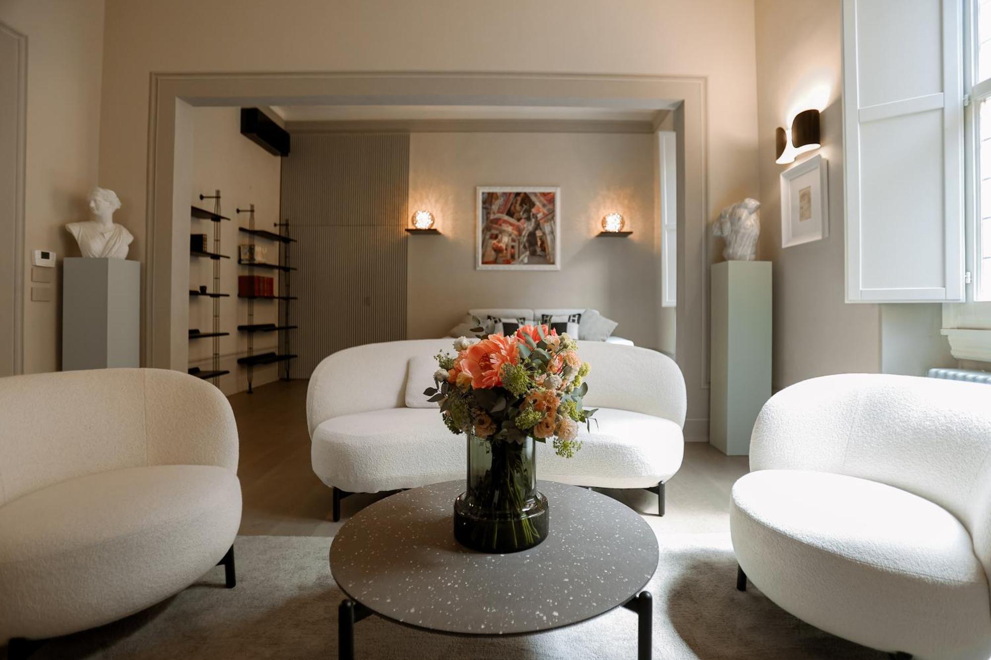2 Min Duomo - Chic Novella - Parcheggio Appartamento *