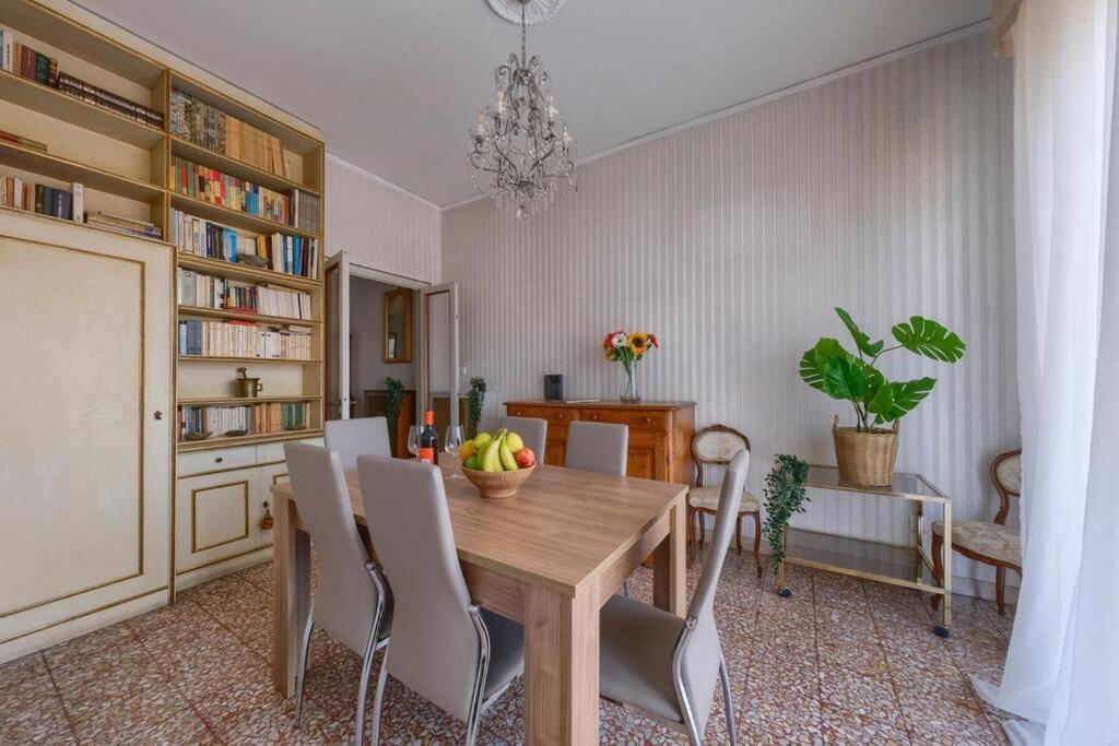 Esclusivo Fiorentino 120mq Netflix, Ac Appartement