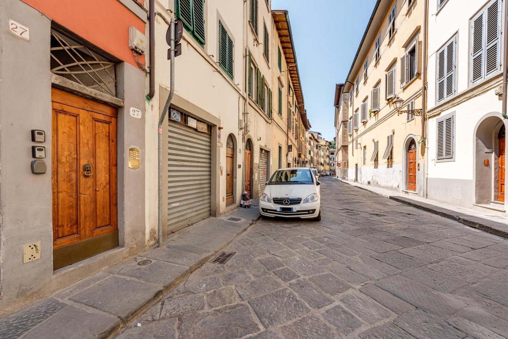 San Niccolo Tower Flat - Sweet Dreams In