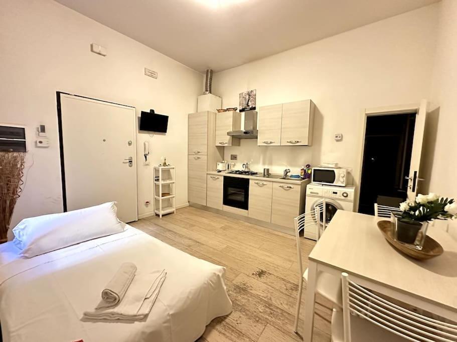 Comfortable House In Centro Storico Apartamento Florença
