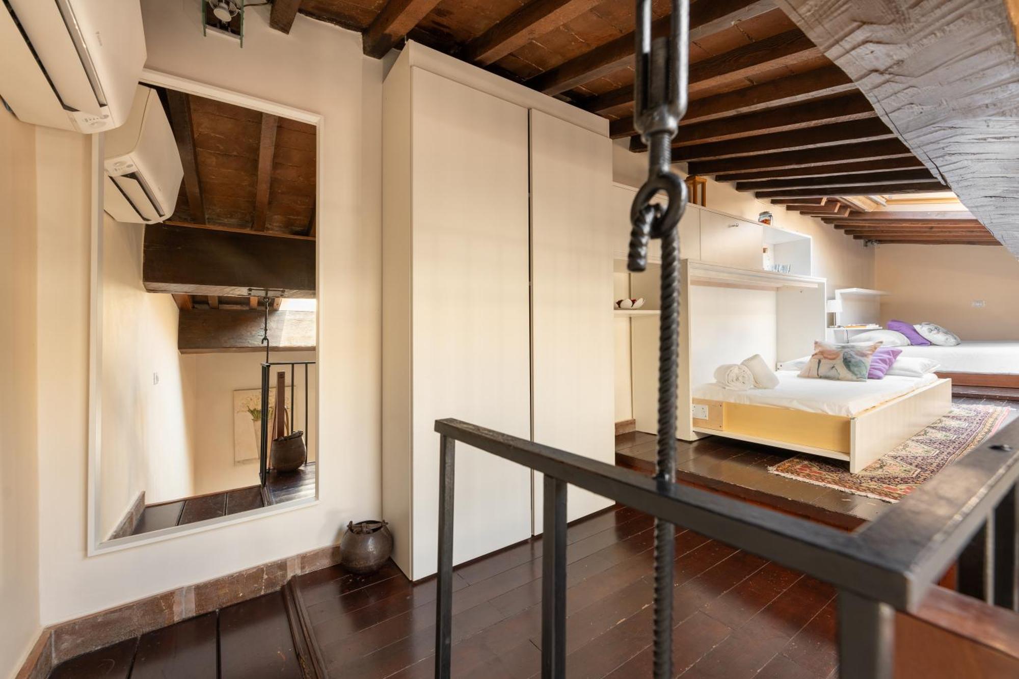 Keys Of Italy - Verdi 2 - Ampio Monolocale In Santa Croce Apartment Florence