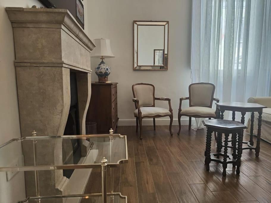 Santa Caterina Palace In Florence-3 Bedroom Lejlighed *