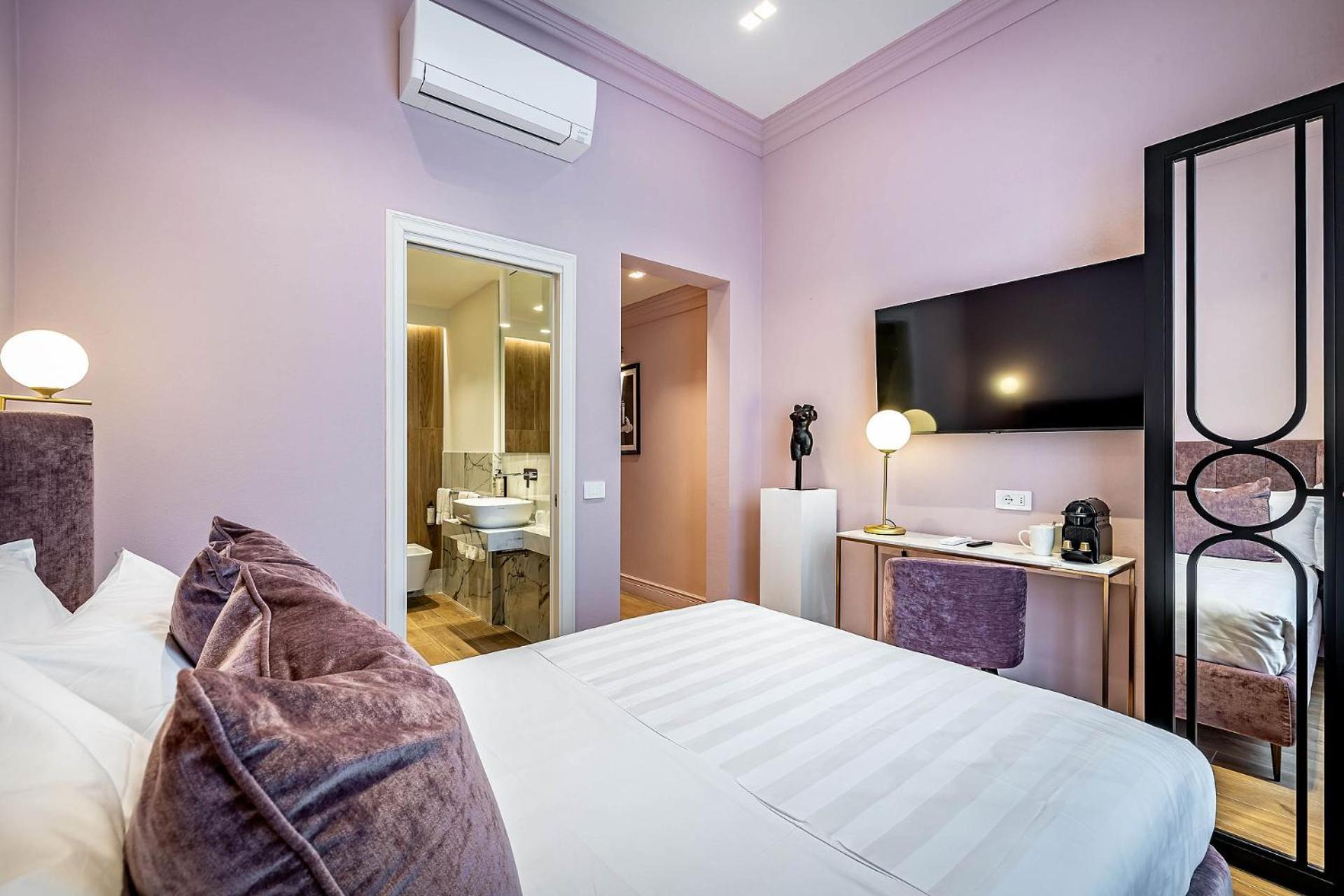 Ungherese Small Luxury 3*