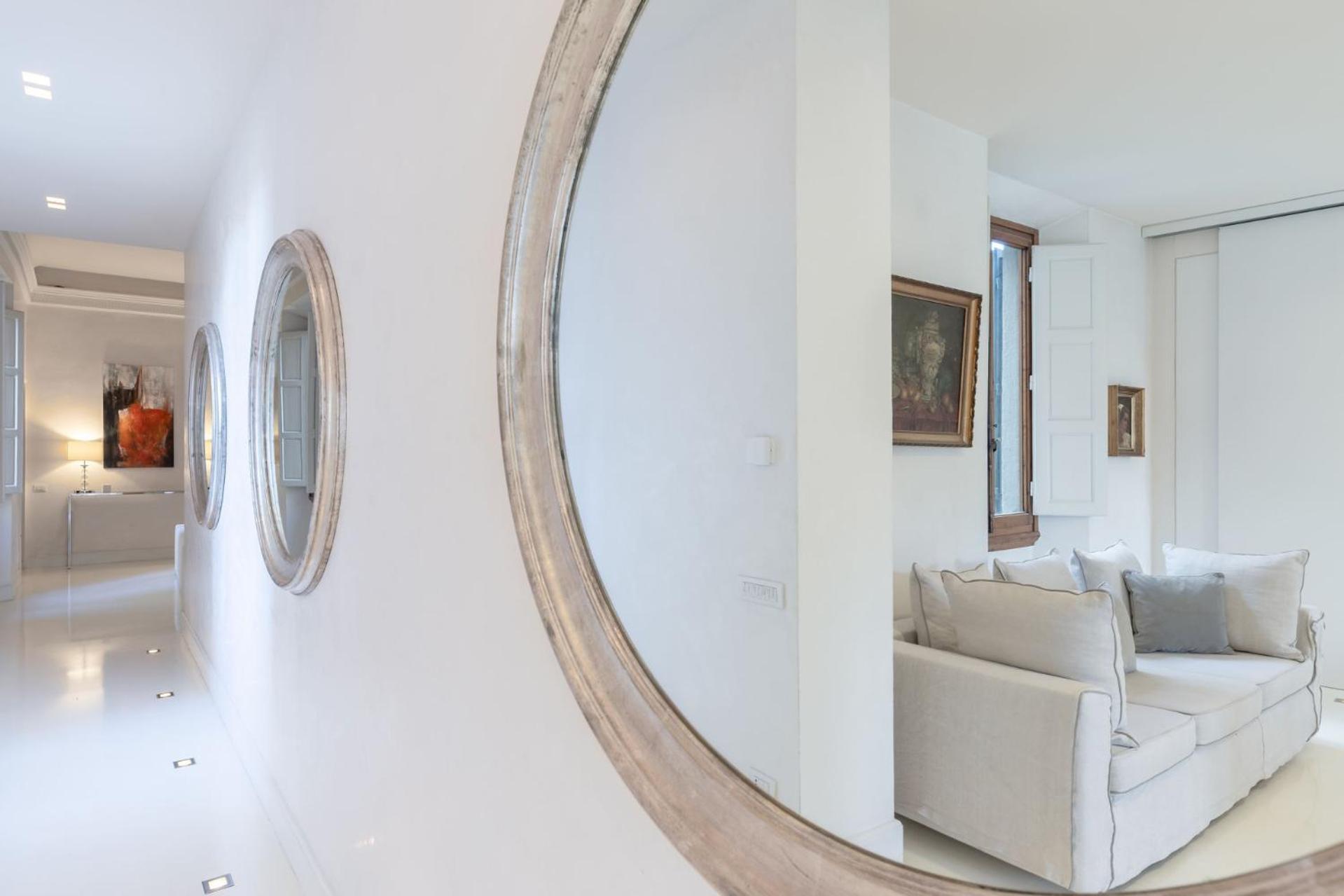 Luxury With Big Terrace In Appart hôtel