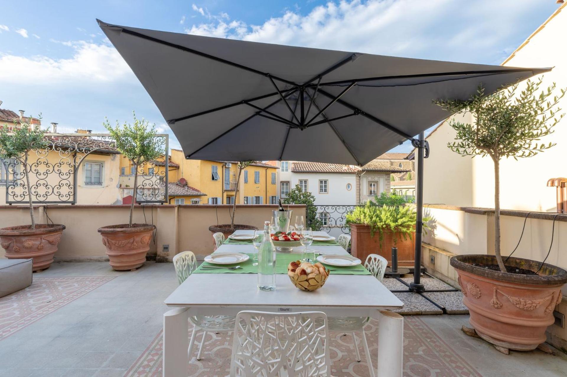 Luxury With Big Terrace In Appart hôtel *