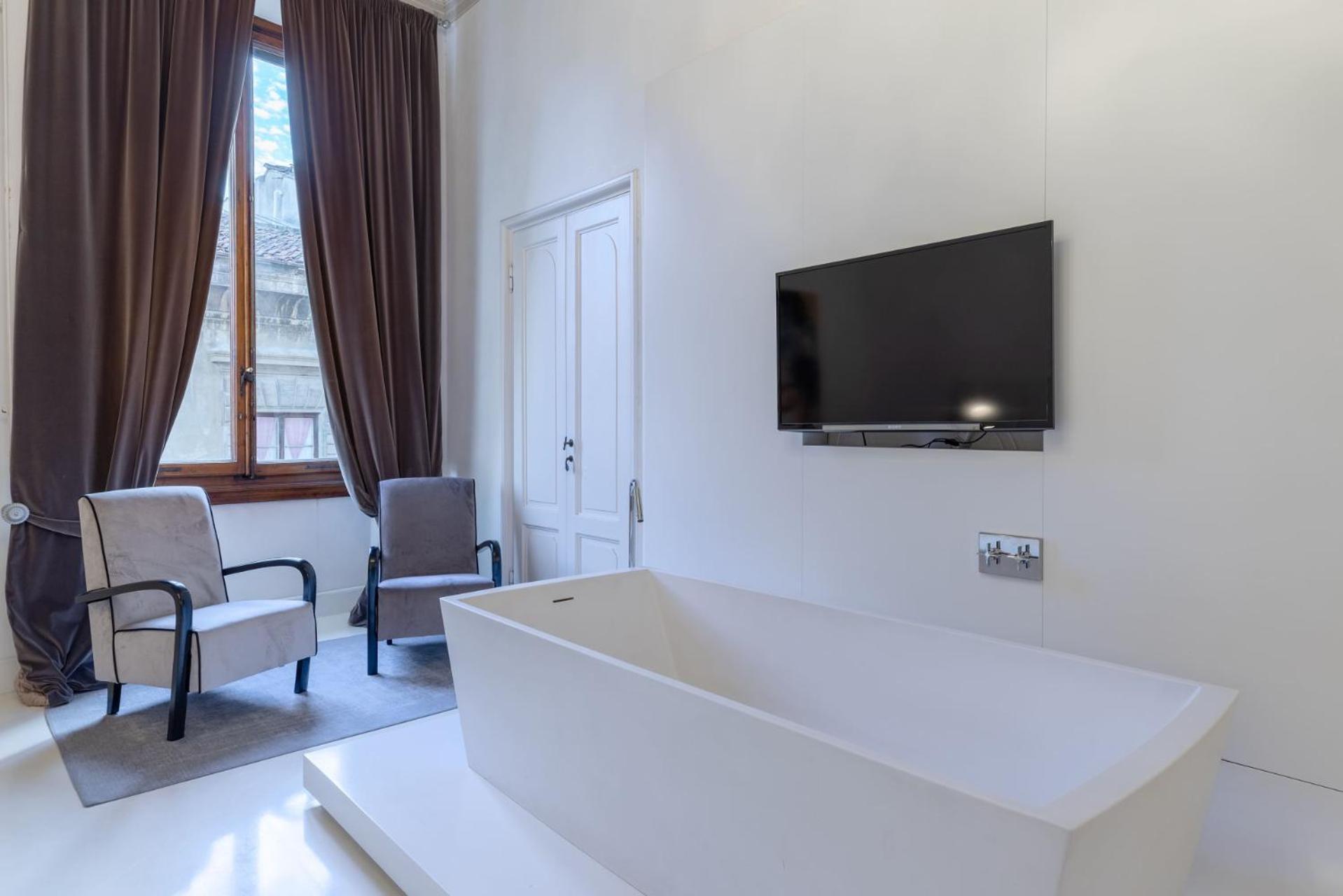 Luxury With Big Terrace In * Firenze