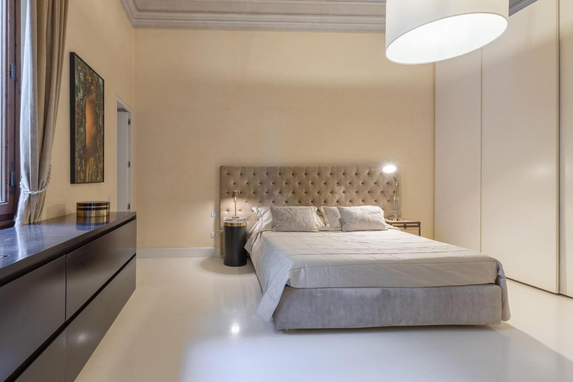 Luxury With Big Terrace In Appart hôtel Florence