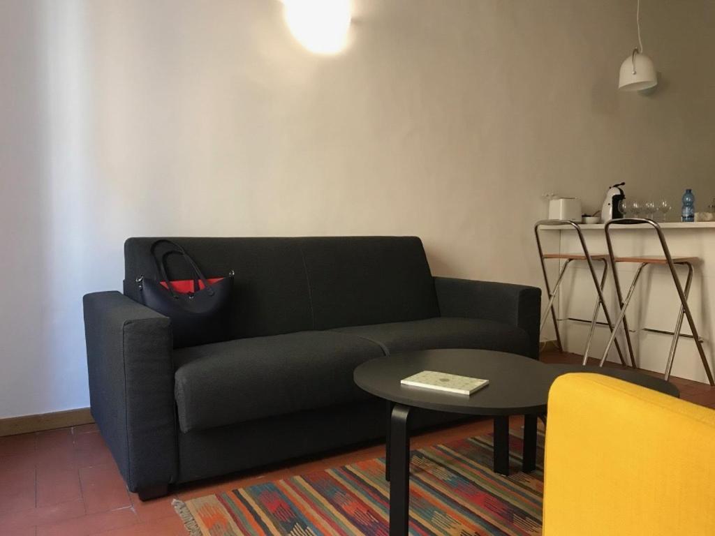 Sant'ambrogio Studio Appartement *