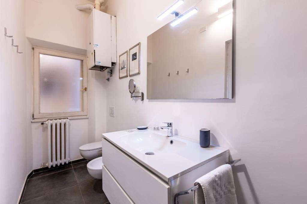 Academia Of Davide Spacious Appartement Florence