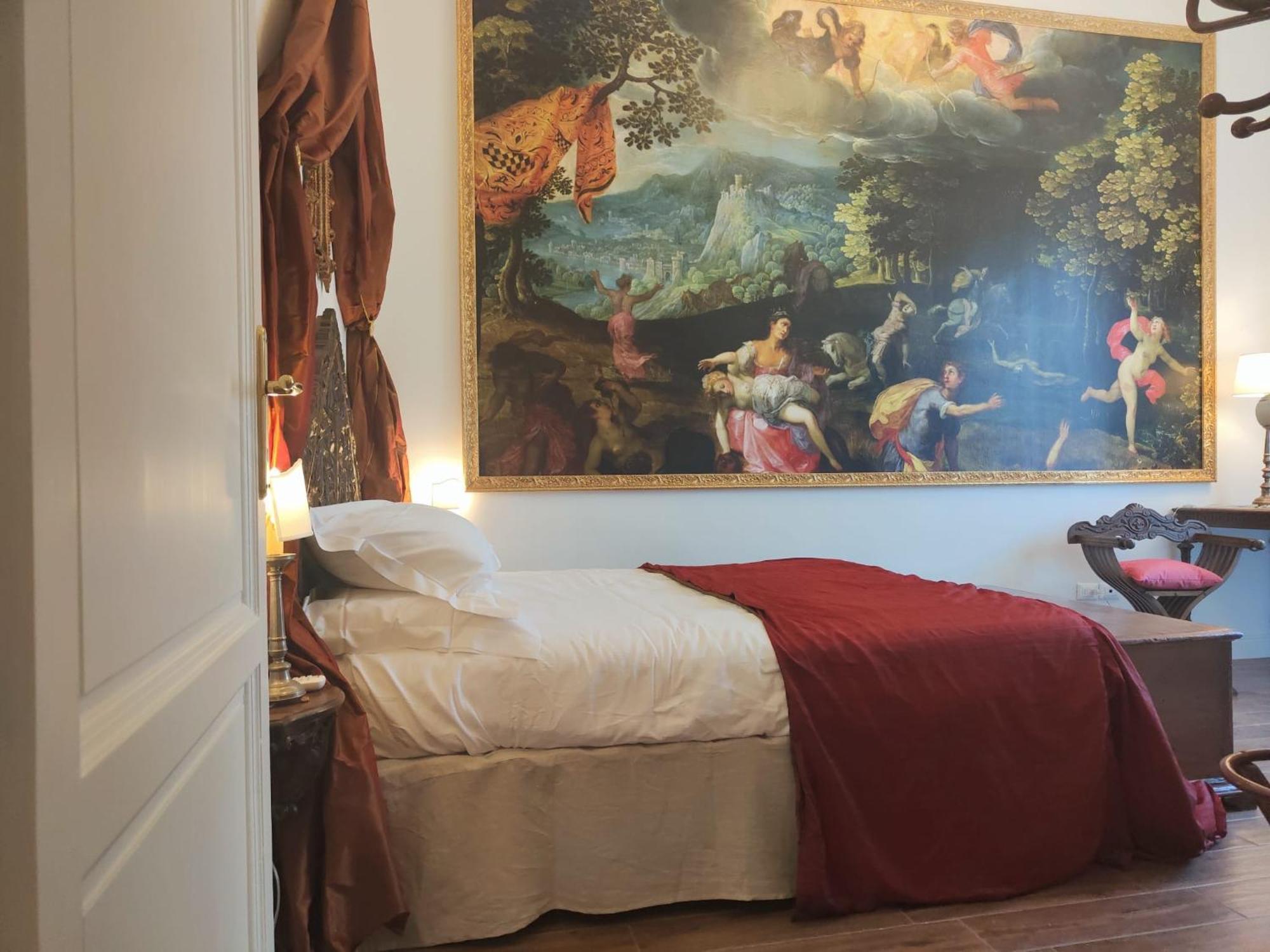 Santa Caterina Palace In Florence-3 Bedroom Appartamento Firenze