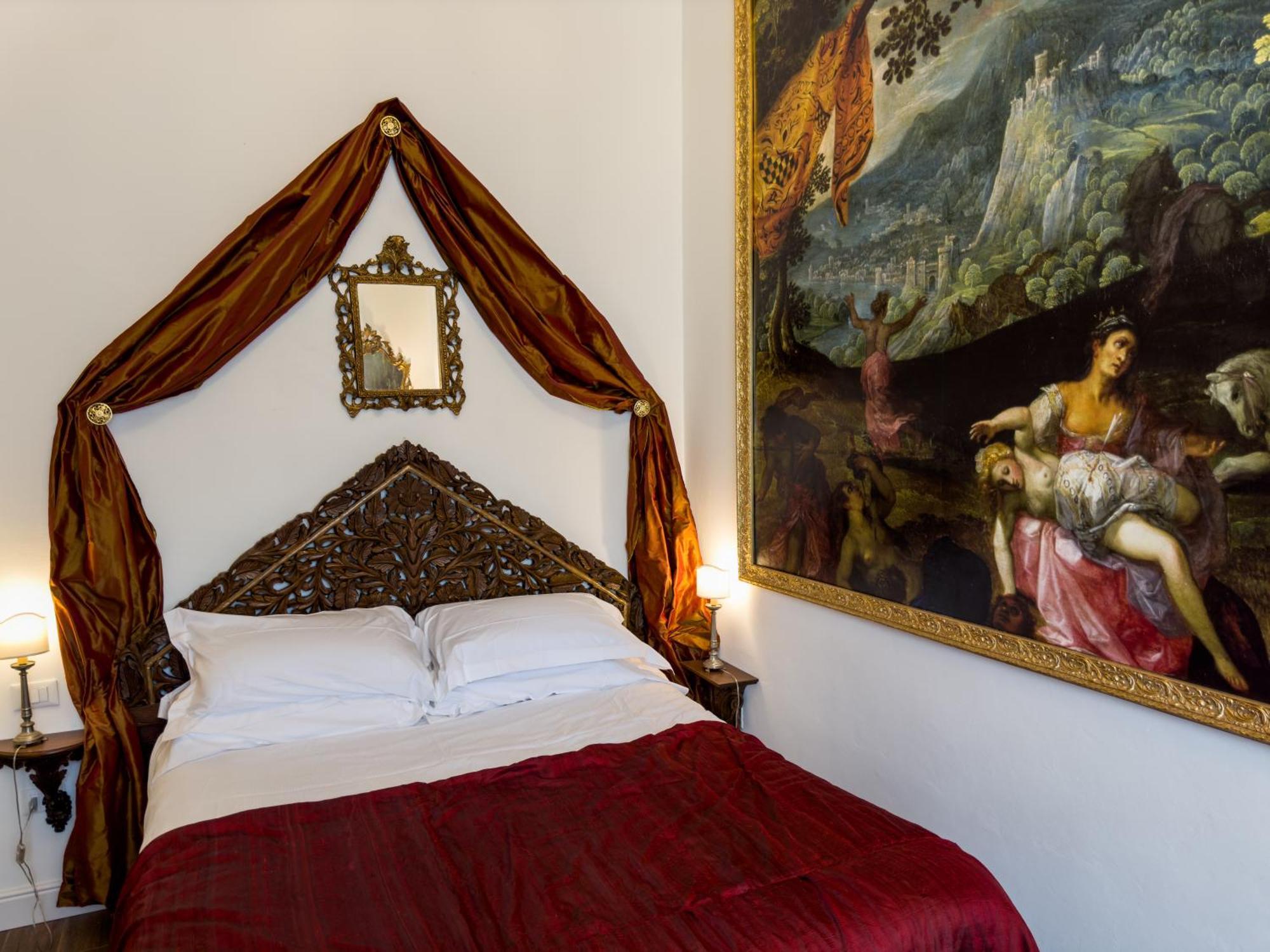 Appartamento Santa Caterina Palace In Florence-3 Bedroom Firenze
