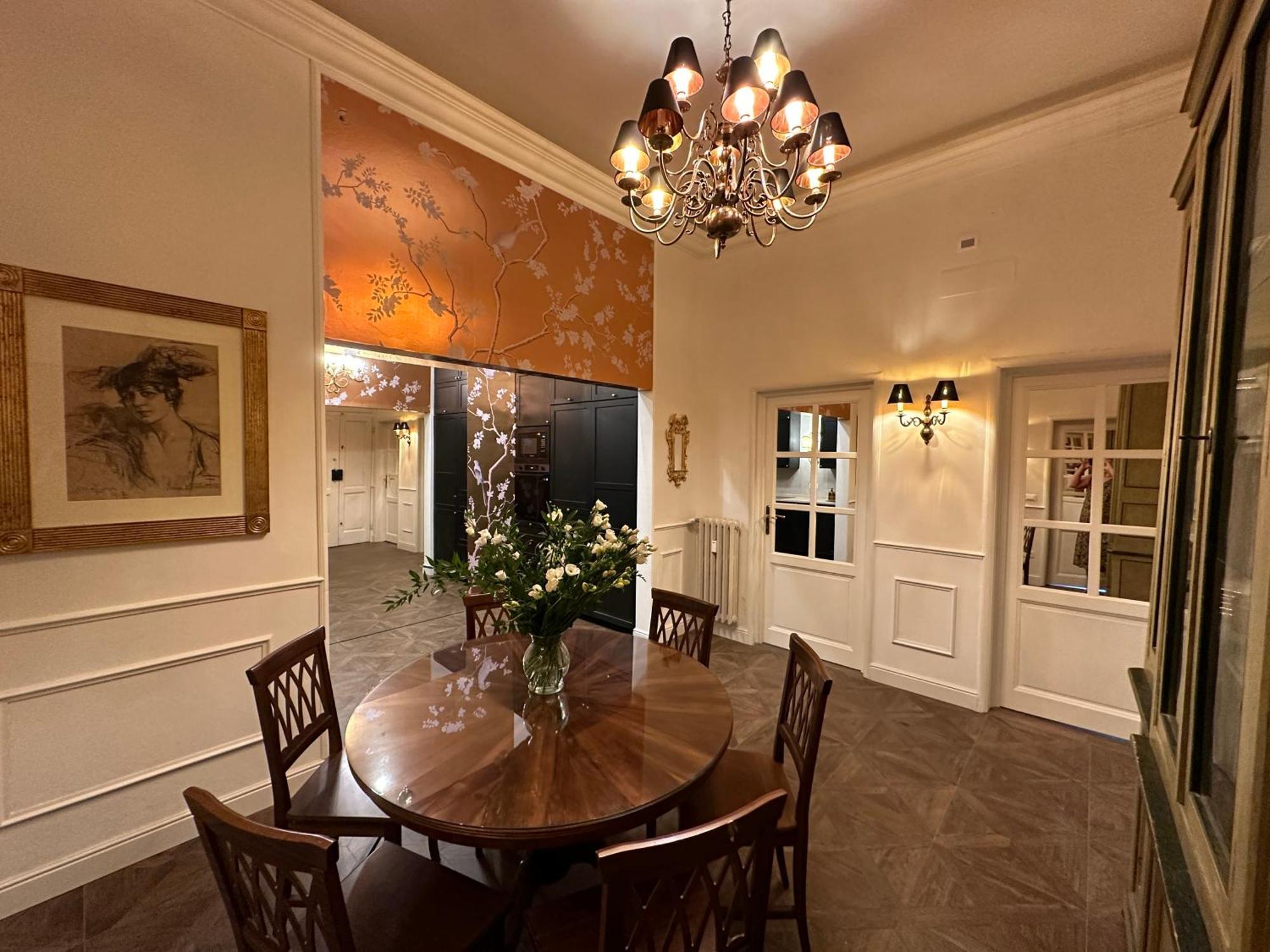 Santa Caterina Palace In Florence-3 Bedroom Appartamento Firenze