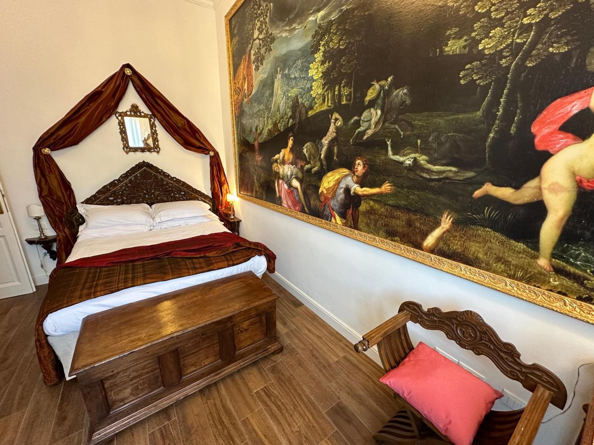 Santa Caterina Palace In Florence-3 Bedroom Appartamento *