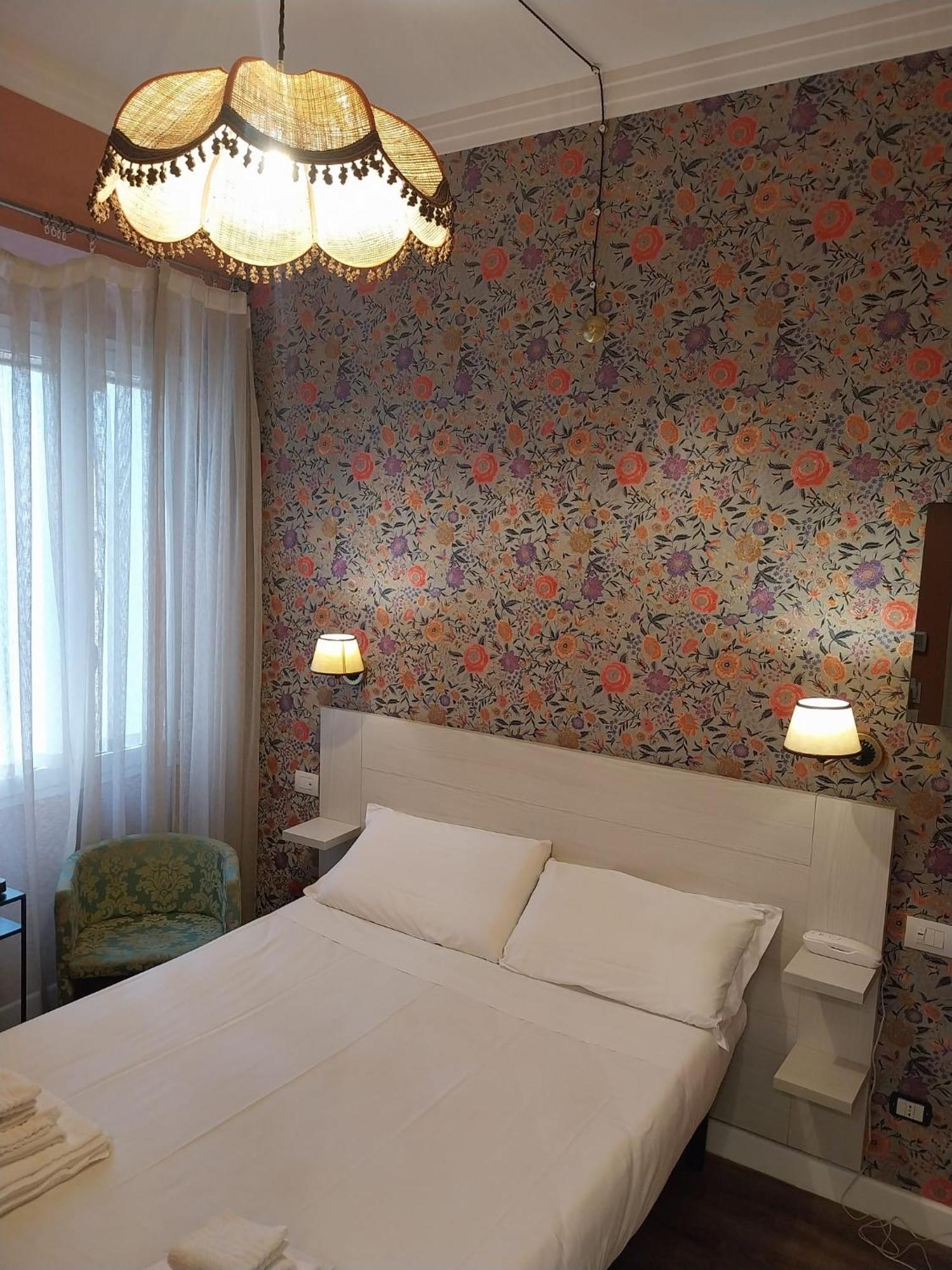 Montreal Hotel Florença