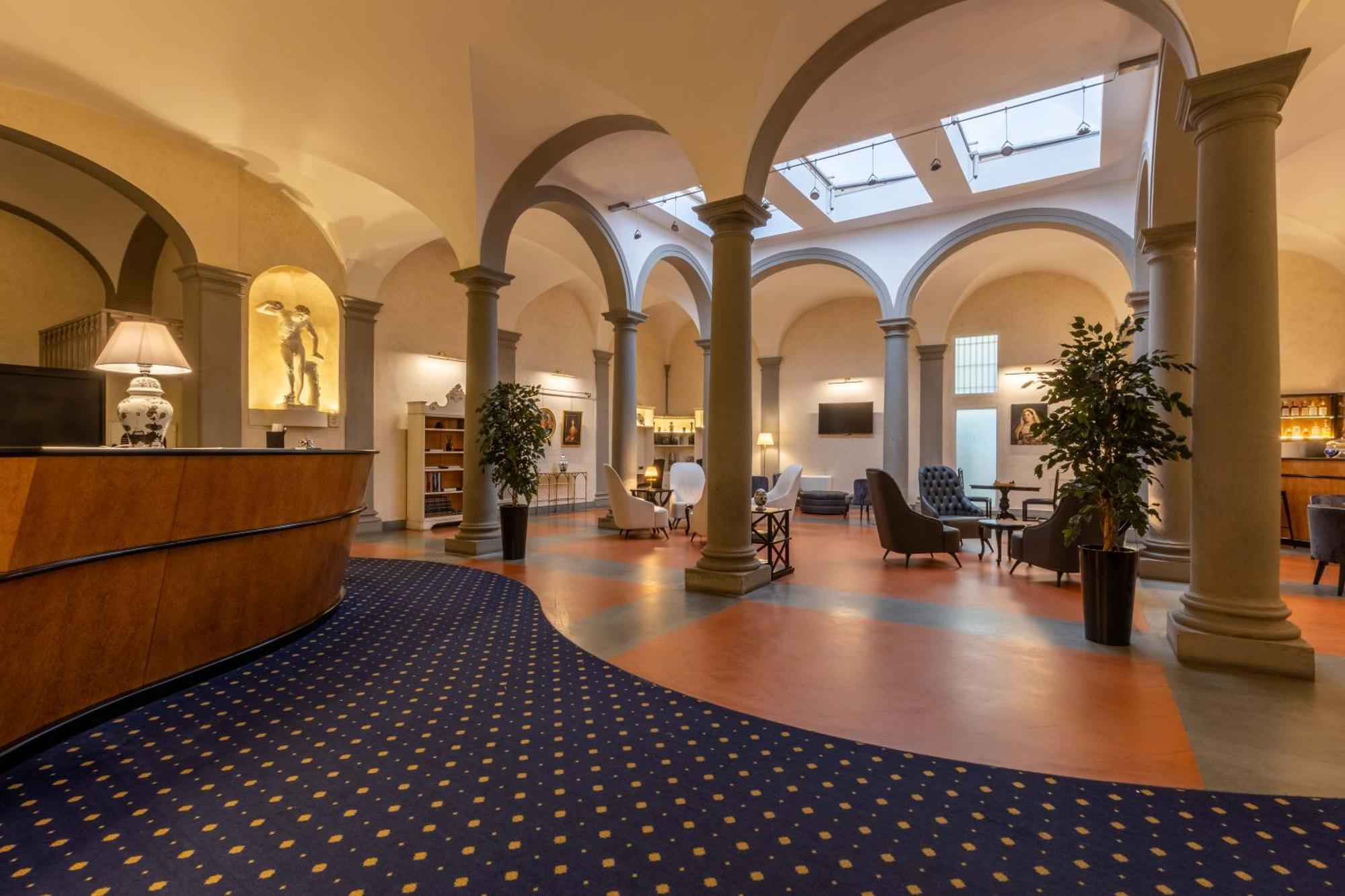 Hotel Relais Dimora Storica 4*