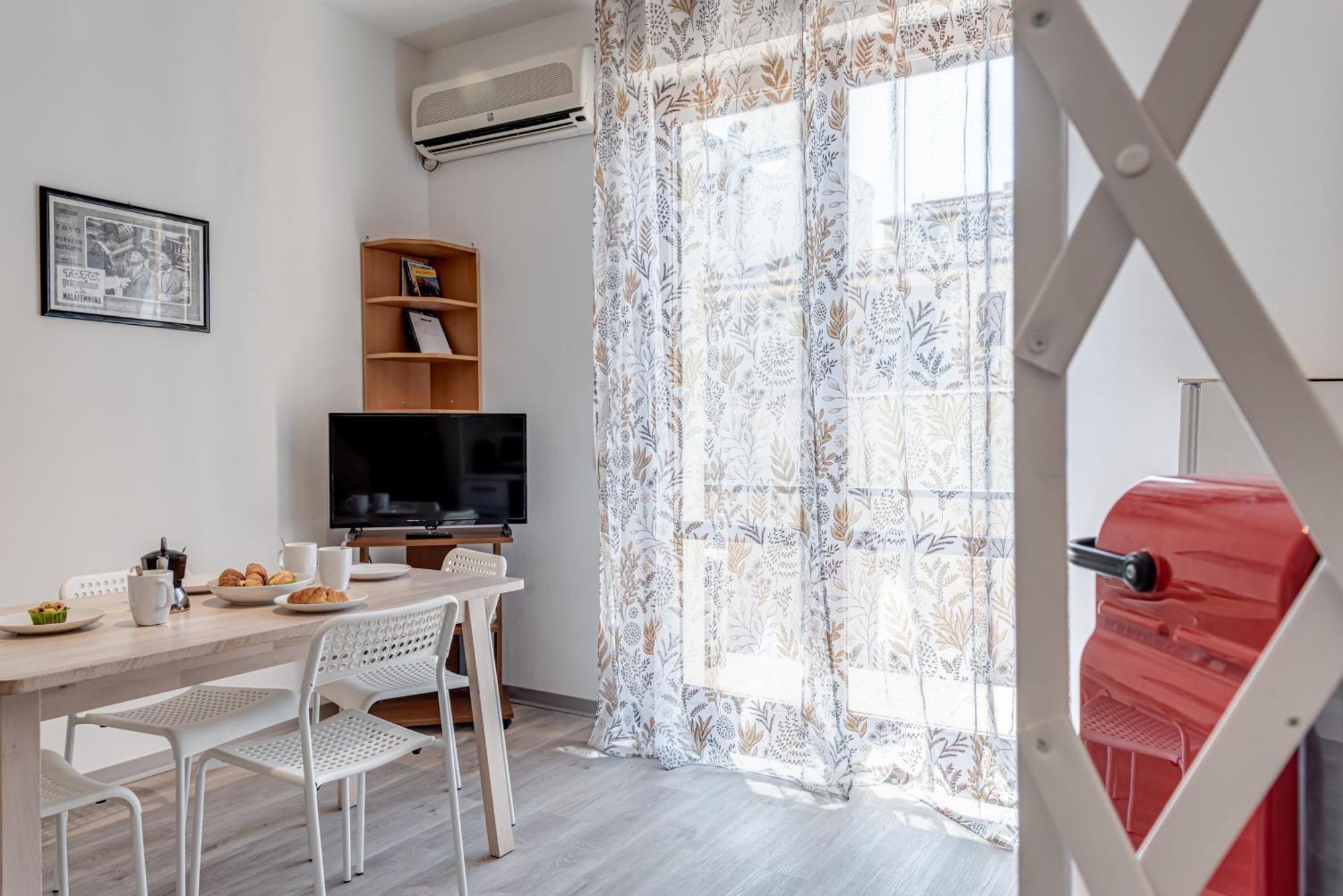 Pavone - Sweet Dreams In Appartement *