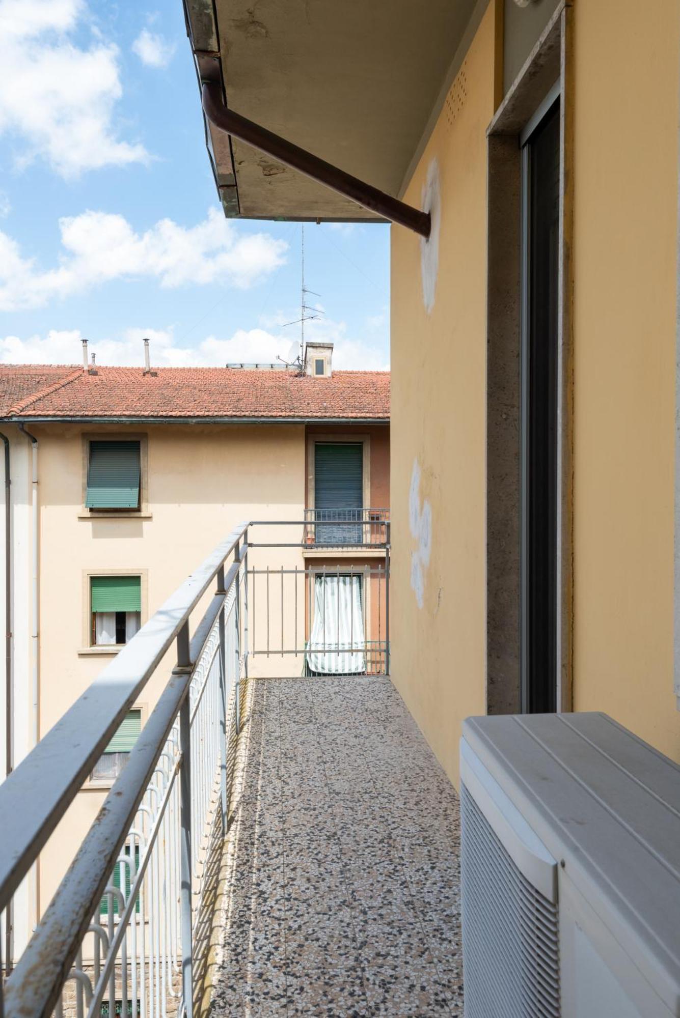 Unyca - Elegant In Coverciano * Firenze