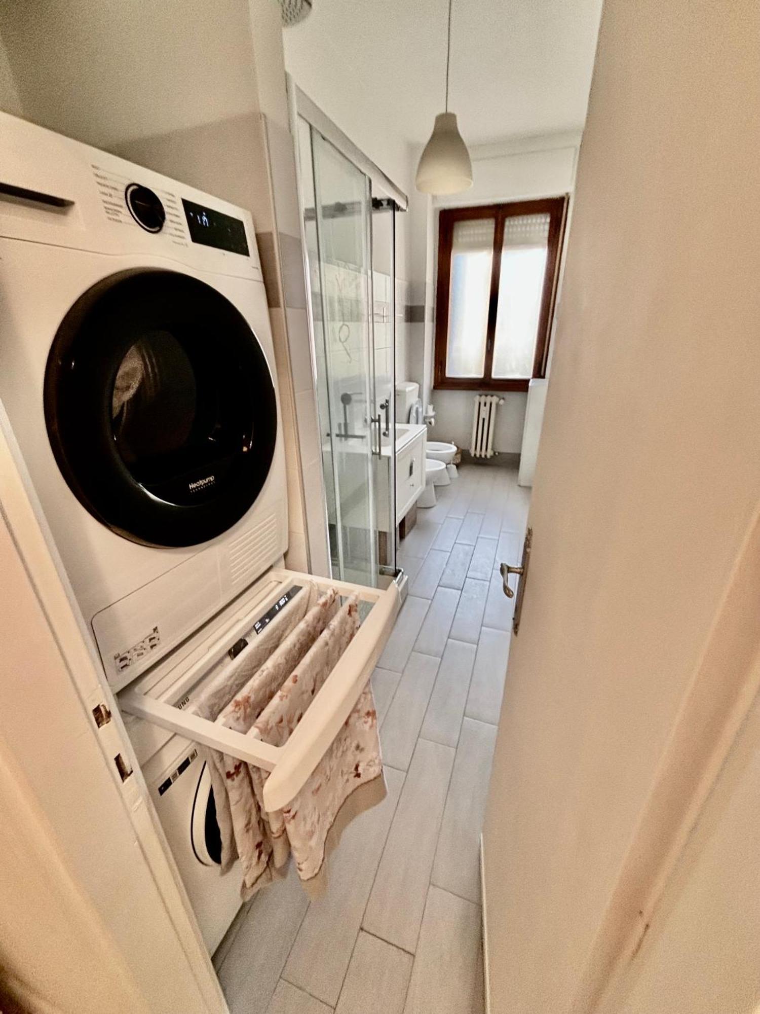 Leilighet Show Me 2 Bedroom Duomo & Airport Tram