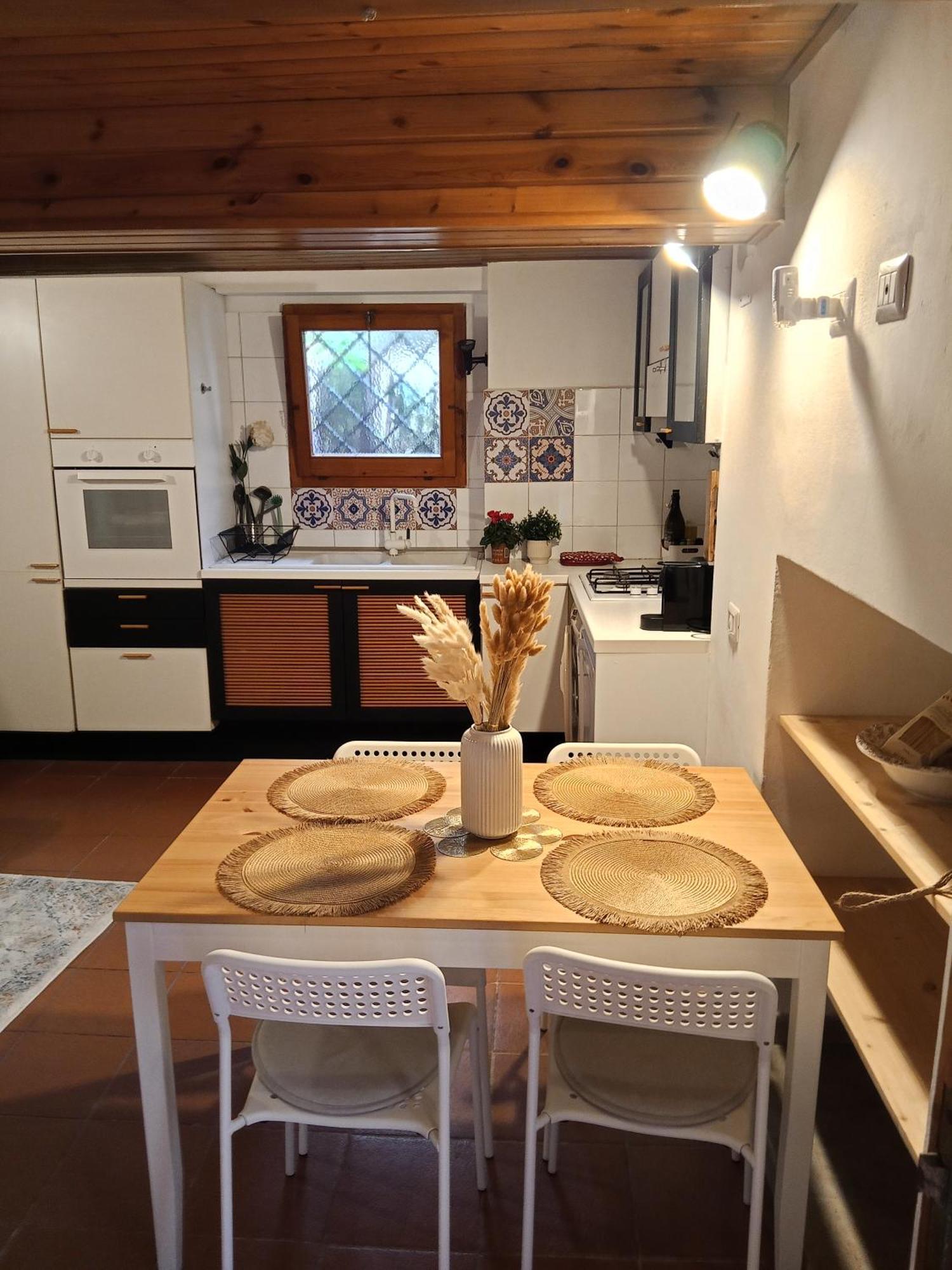 Appartamento Casa Romantica Vicino Al Centro A