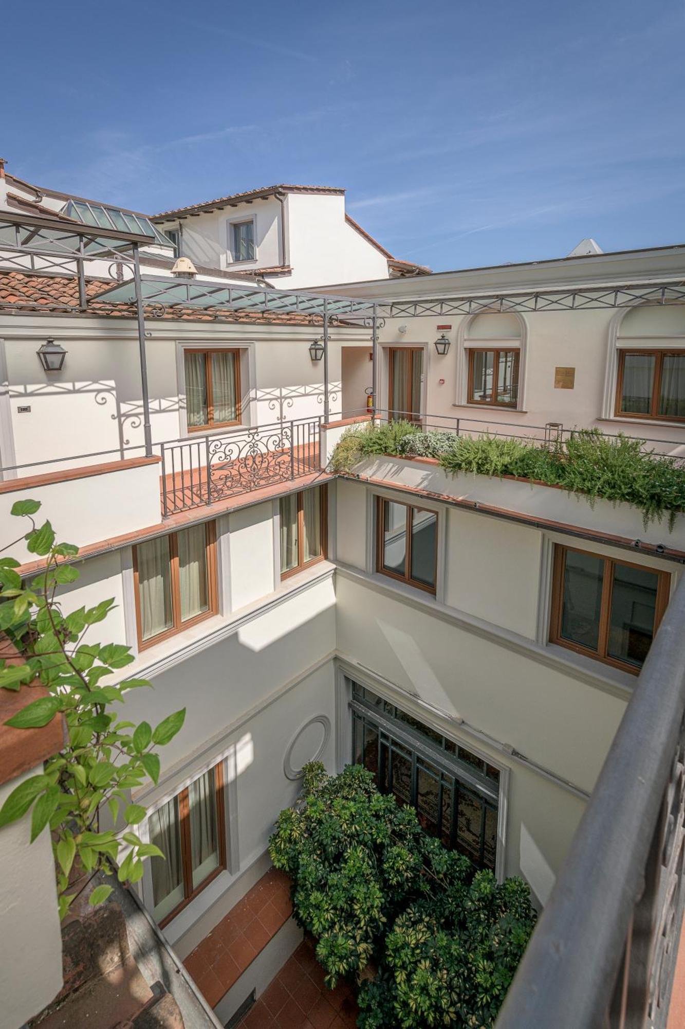 Palazzo Montebello Hotel Florence