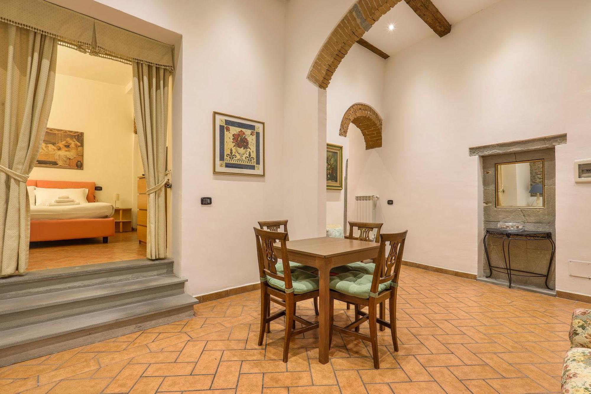Ground Floor Appartamento *