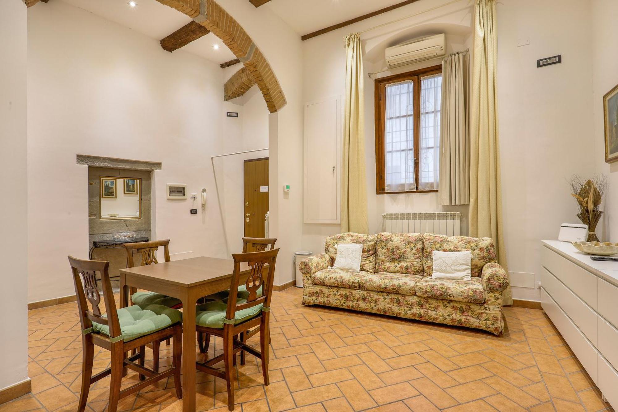 Ground Floor * Firenze