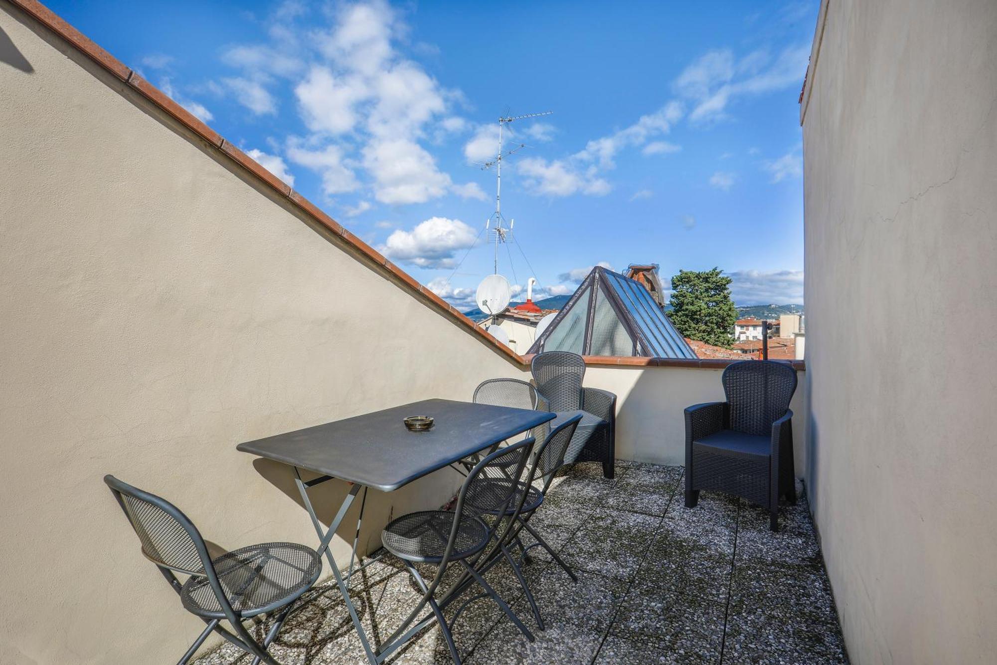 Leilighet Bright Last-floor With Terrace *