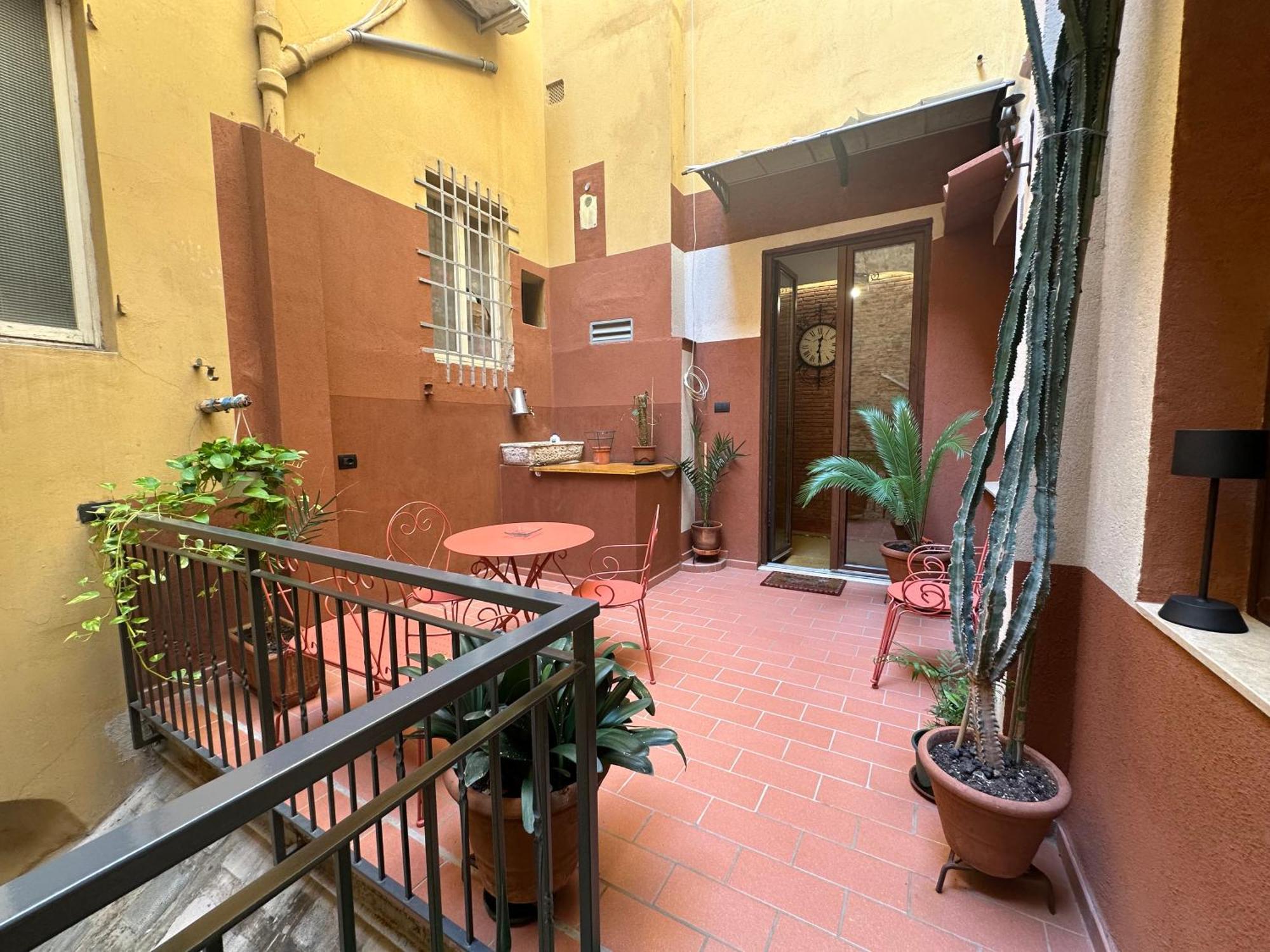 Stylish & Cozy In The Heart Of Apartment Florence