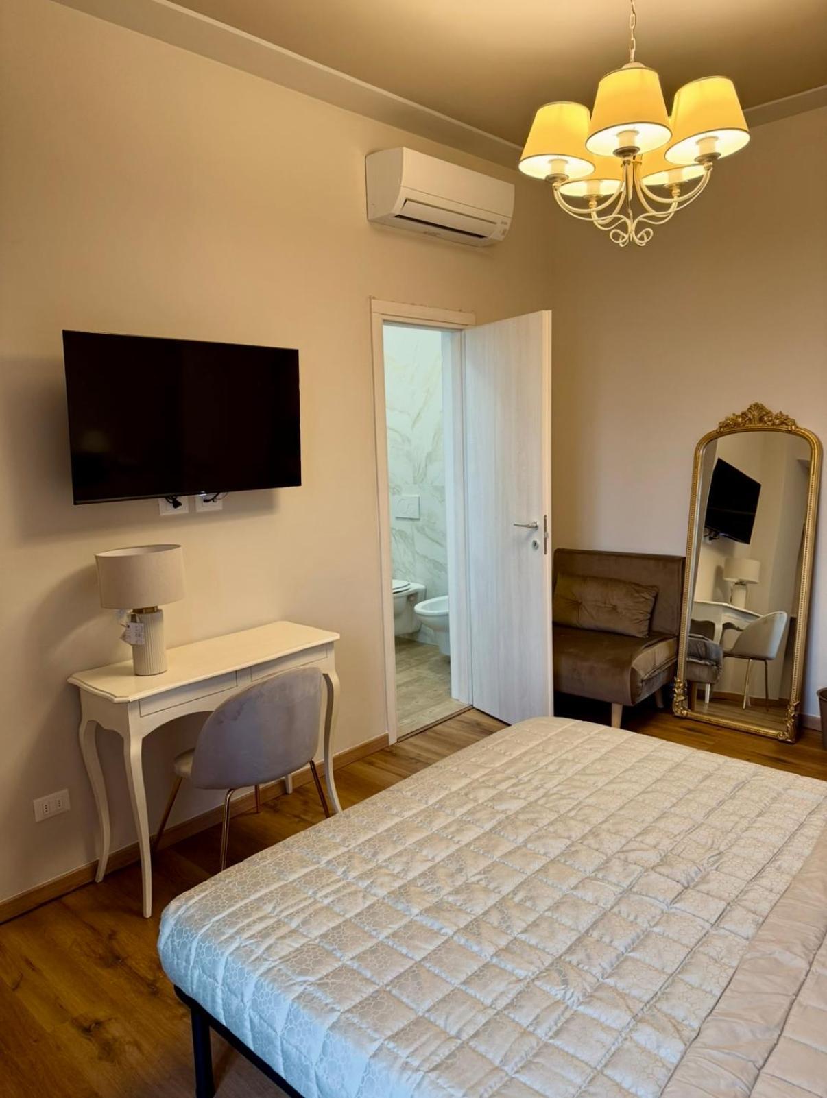 Bed & Breakfast La Boutique By Rjgal Firenze