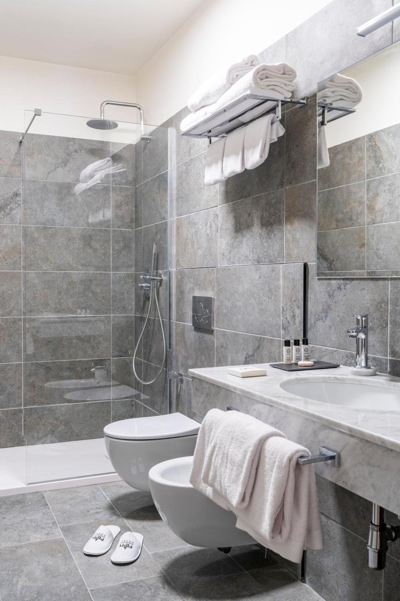 Flom Boutique Hotel 4*