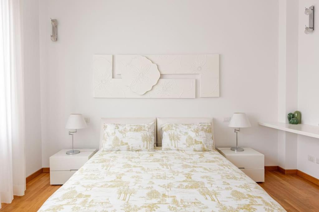 Bright & Cozy, Easy To Reach In Appartamento Firenze