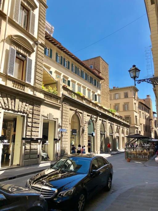 Spacious & Bright, Next To The Duomo Of Florence, Michelangelo, With Patio *