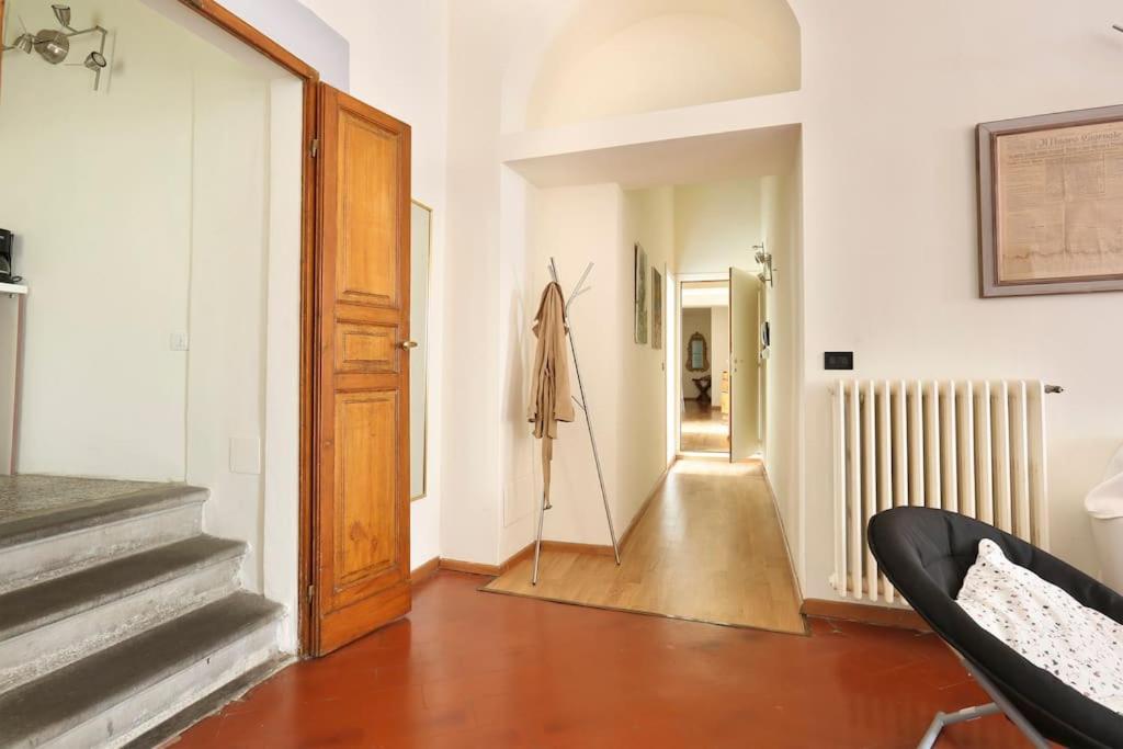 Spacious & Bright, Next To The Duomo Of Florence, Michelangelo, With Patio Firenze