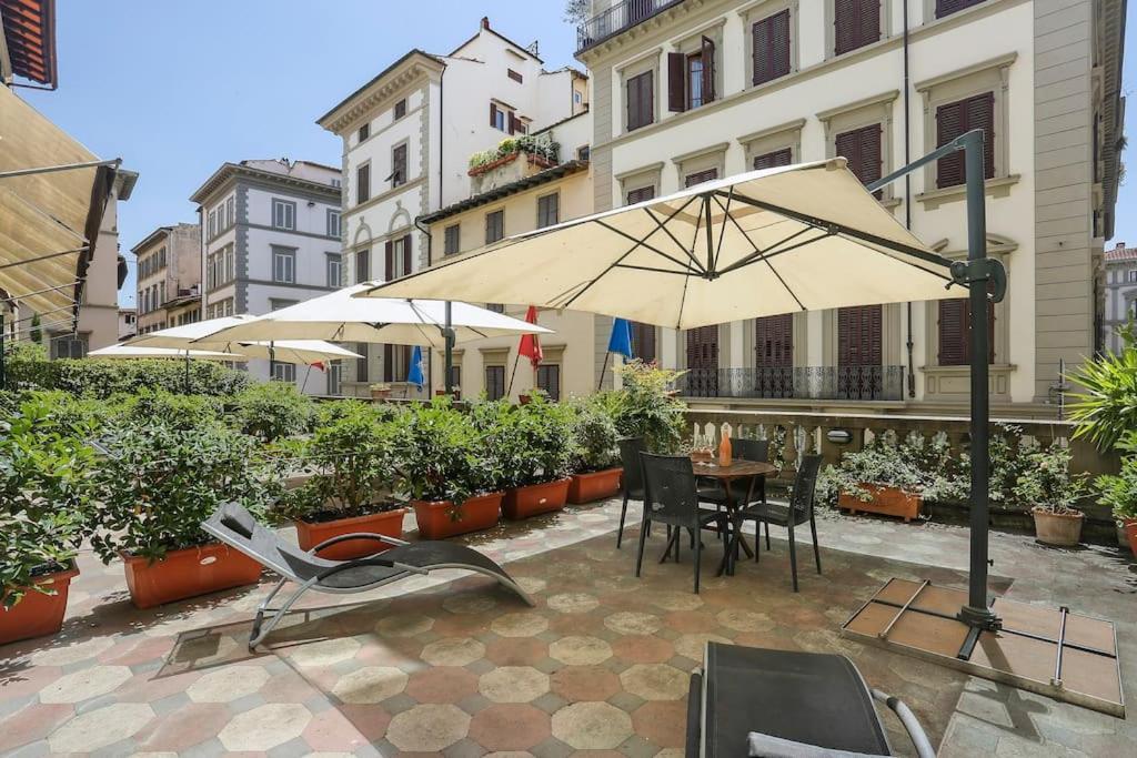Appartamento Spacious & Bright, Next To The Duomo Of Florence, Michelangelo, With Patio
